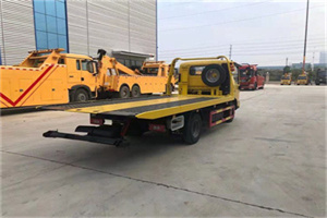 望都非事故拖车